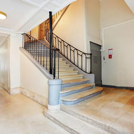 公寓 Elegant Deux Pieces St-germain-des-pres 巴黎